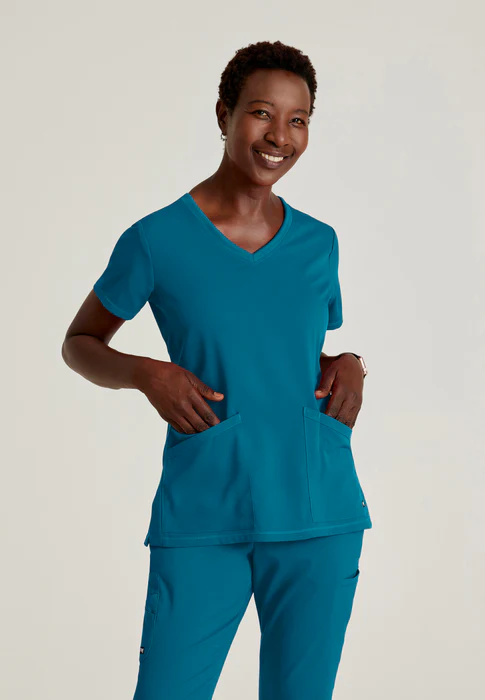 Blusa médica con cuello en V curvo Serena de licra elástica de Grey's Anatomy