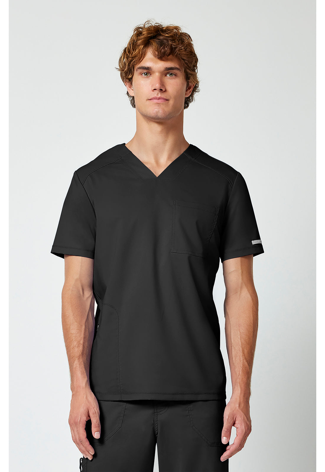 Haut de blouse médicale Cherokee Workwear pour homme, col en V, une poche, à rentrer dans le pantalon.