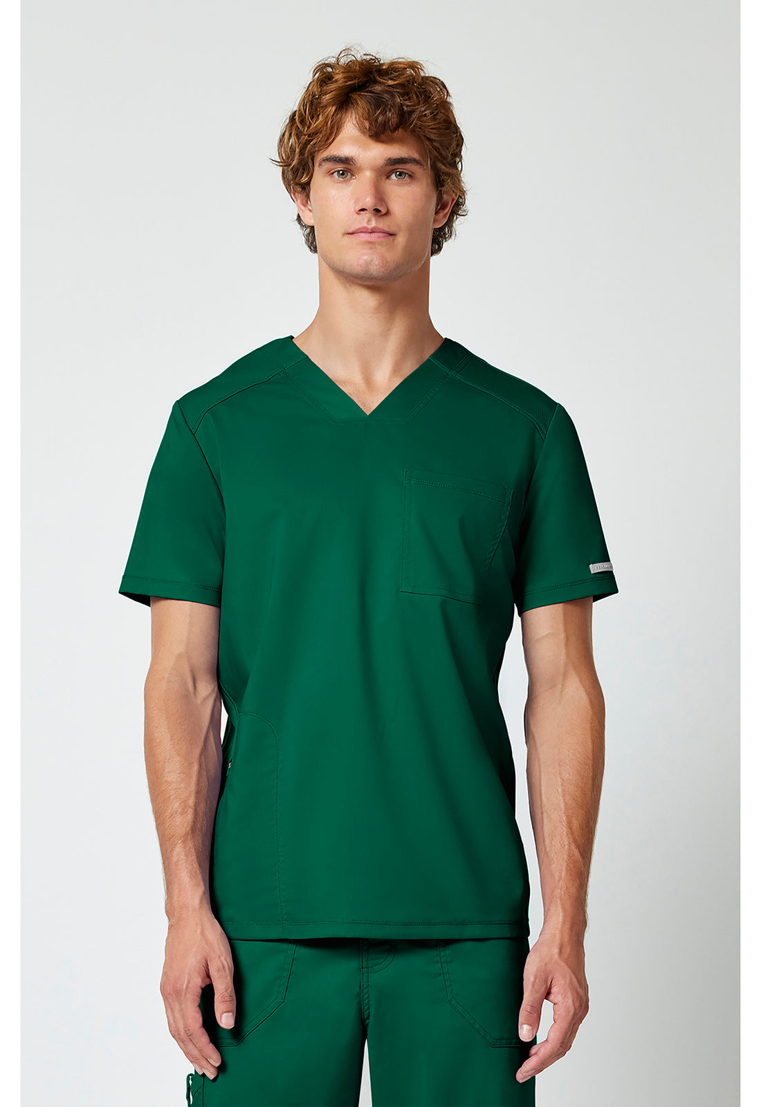 Haut de blouse médicale Cherokee Workwear pour homme, col en V, une poche, à rentrer dans le pantalon.