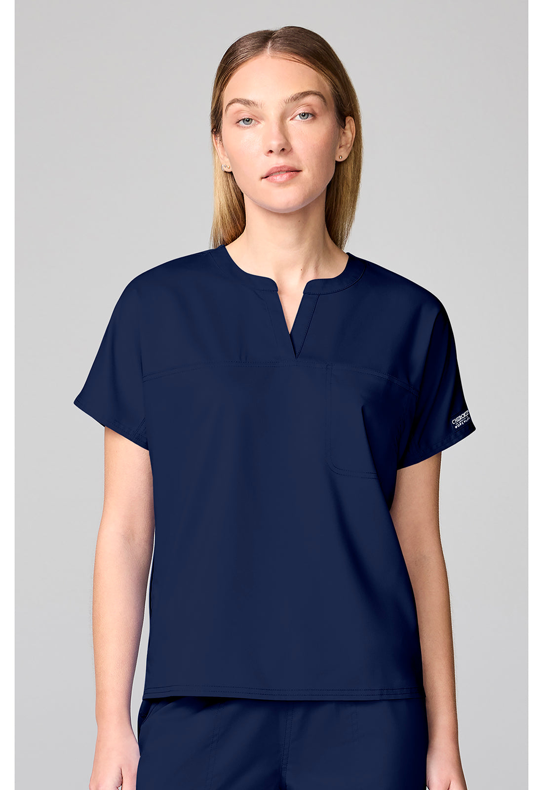 Haut de blouse Cherokee Workwear Revolution à col officier et à rentrer