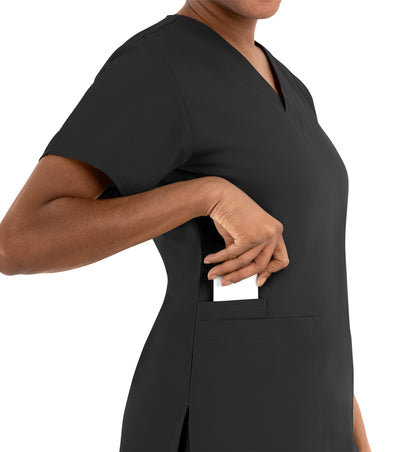 Maevn Core Classic: blusa médica con cuello en V