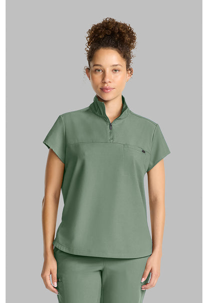 Healing Hands Quest Bella Partial Zip Stand Collar Tuck In Scrub Top