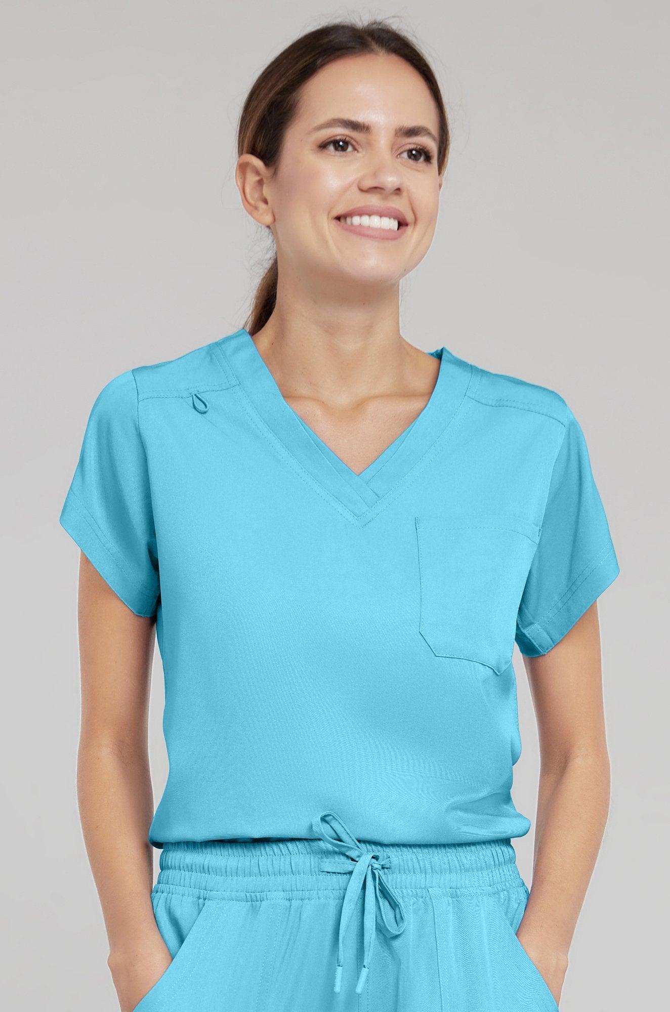 Medichic Kim V-Neck 1-Pocket Tuck In Scrub Top
